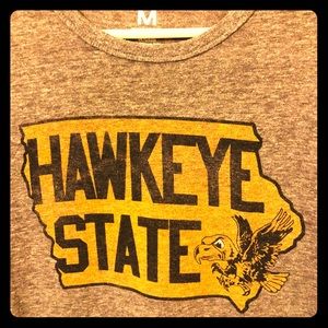 Women’s M Tailgate “Hawkeye state” T-shirt